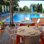 Mio Otel *