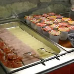 Отель Mio